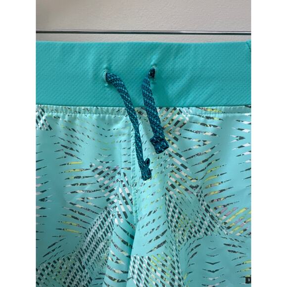 Patagonia 4" Running Hiking Shorts XS Green Pattern Nine Trails 57622 - Picture 3 of 6